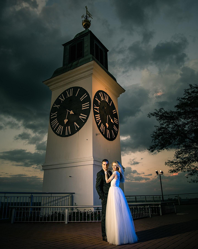 Опять какой-то праздник?